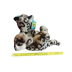 Wild Republic Snow Leopard 8‎ Inch Playing Plush K&M 2004 Stuffed Animal 79692
